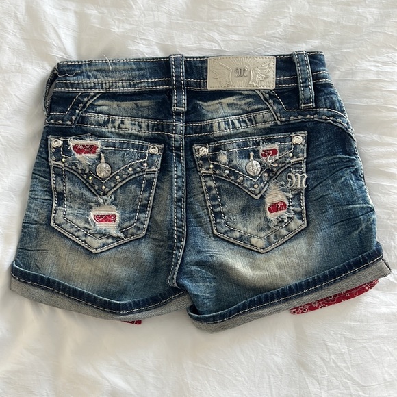 Miss Me Shorts - Picture 5 of 8